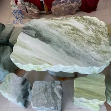 Bàn ghế đá tự nhiên Yên Bái - Tranh Đá Quý Việt Nam - Công Ty TNHH Tranh Đá Quý Việt Nam
